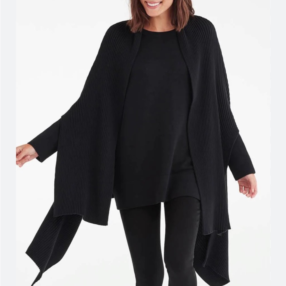 Vetta cape scarf
